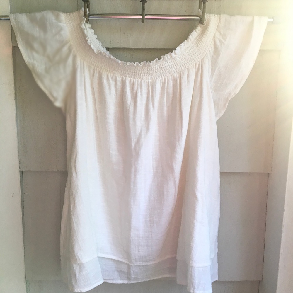 NEW gauzy soft cotton off the shoulder top